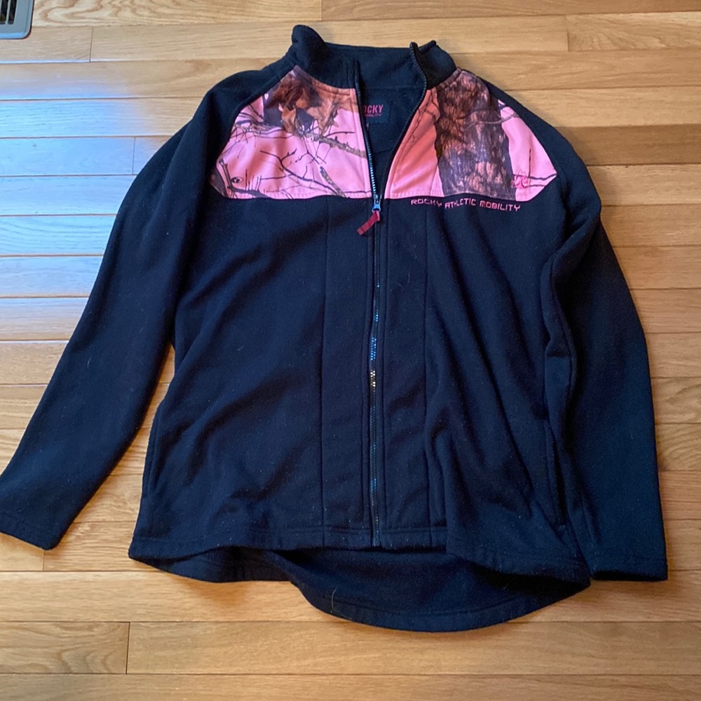 XL Rocky black zip up